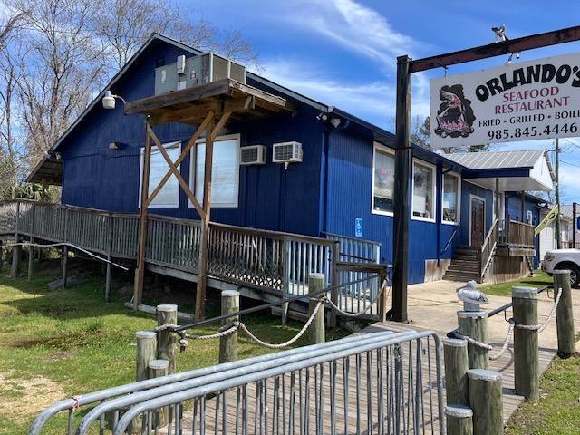 More Photos Of 302 Highway 22 W, Madisonville Restaurant For Sale