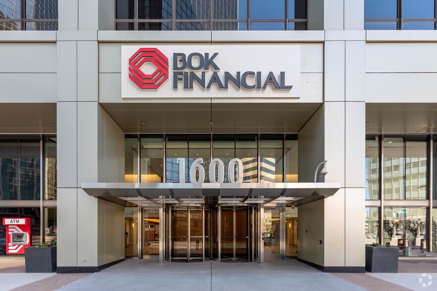 More Photos Of 1600 Broadway, Denver Office For Lease