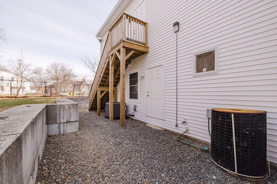More Photos Of 63 Winthrop St, Taunton Medical For Sale