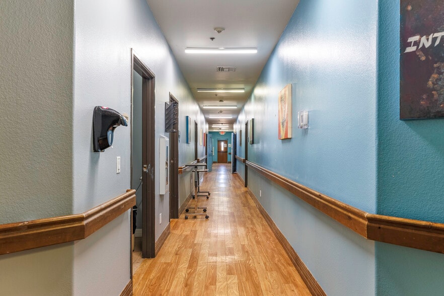More Photos Of 16286 S Sunland Gin Rd, Arizona City Rehabilitation Center For Sale