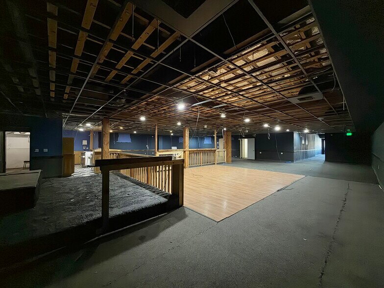 More Photos Of 115 E Naches Ave, Selah General Retail For Lease