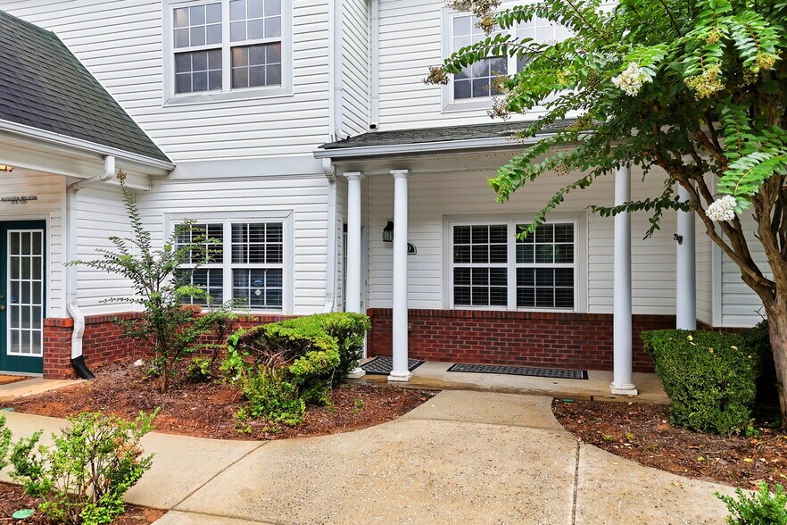 More Photos Of 965 Piedmont Rd NE, Marietta Office For Lease