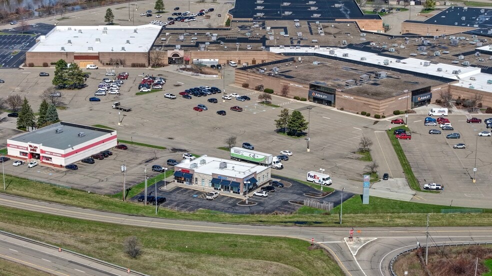 More Photos Of 341 Graff Rd, New Philadelphia Freestanding For Sale