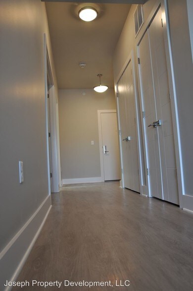 More Photos Of 4175 N Oakland Ave, Shorewood Multifamily For Sale