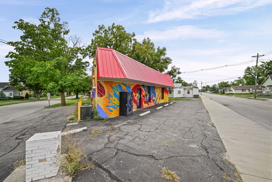 More Photos Of 525 Lafayette Ave, Lebanon Freestanding For Sale