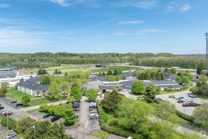 More Photos Of 2299 Cherry Valley Rd SE, Newark Hotel For Lease