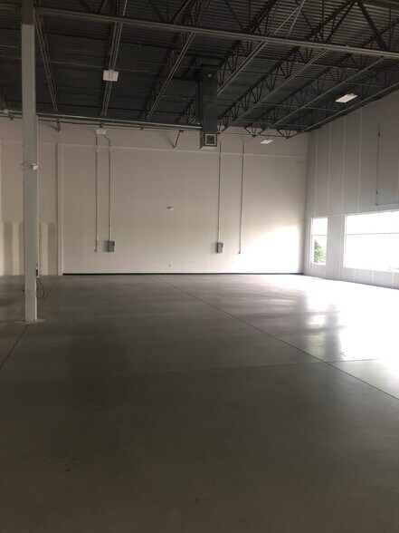 More Photos Of 10051 Simonson Rd, Harrison Showroom For Lease