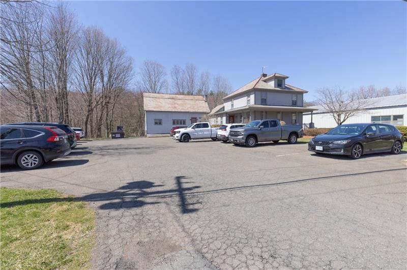 More Photos Of 376 College Hwy, Southampton Office For Lease