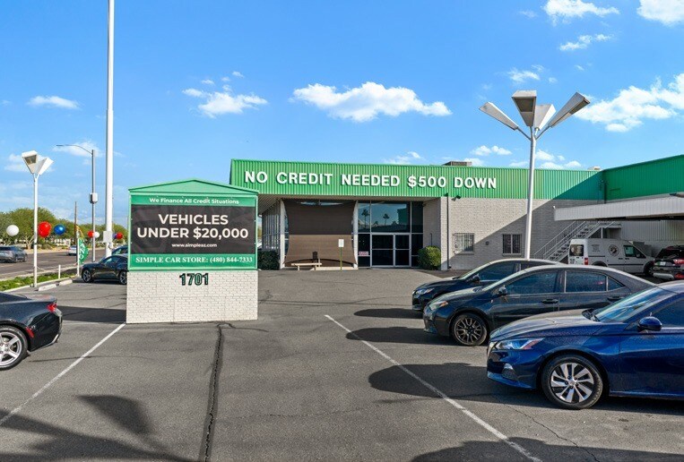 More Photos Of 1701 W Broadway Rd, Mesa Auto Dealership For Sale