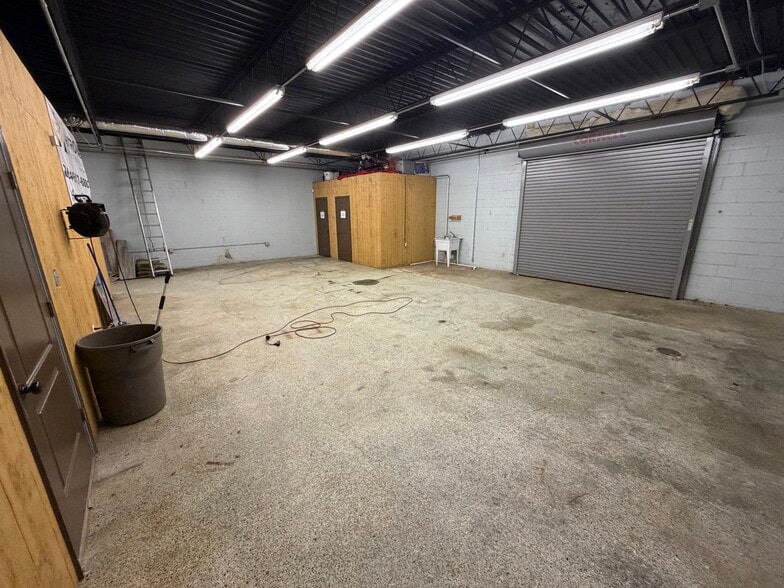 More Photos Of 3499 E River St, Anderson Convenience Store For Sale