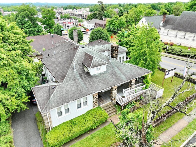 More Photos Of 22 S Madison Ave, Spring Valley Office For Sale