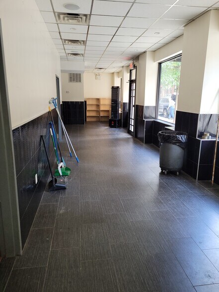 More Photos Of 348 E 49th St, New York Apartments For Lease