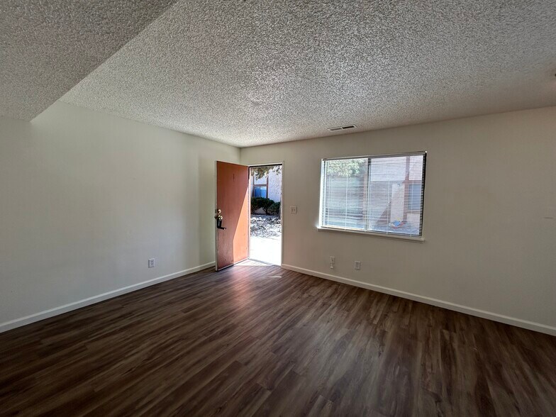 More Photos Of 3596 Gypsum Rd, Reno Apartments For Sale