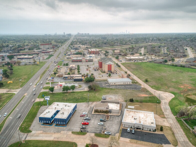 More Photos Of 7304 N Comanche Ave, Oklahoma City Medical For Sale