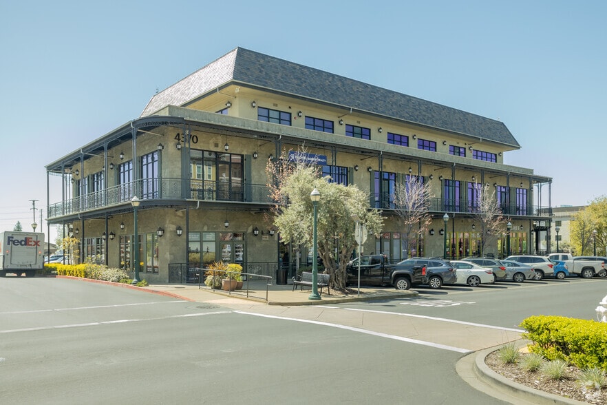 More Photos Of 4315-4363 Town Center Blvd, El Dorado Hills Unknown For Lease