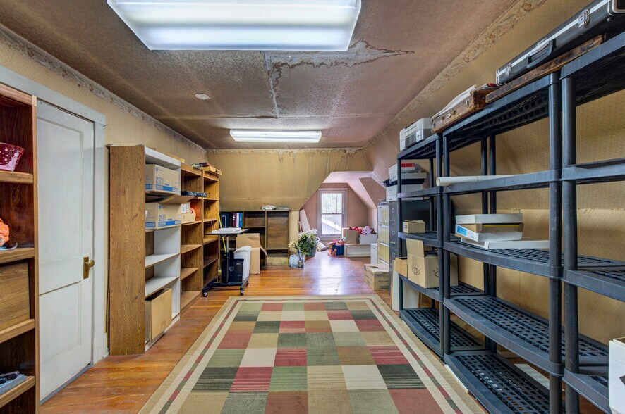 More Photos Of 1625 E Platte Ave, Colorado Springs Office For Sale