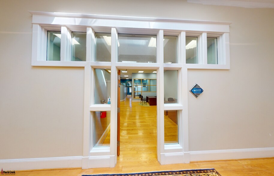 More Photos Of 307 Market St SE, Roanoke Loft Creative Space For Lease