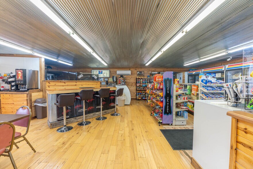 More Photos Of 5412 AR-56, Violet Hill Service Station For Sale