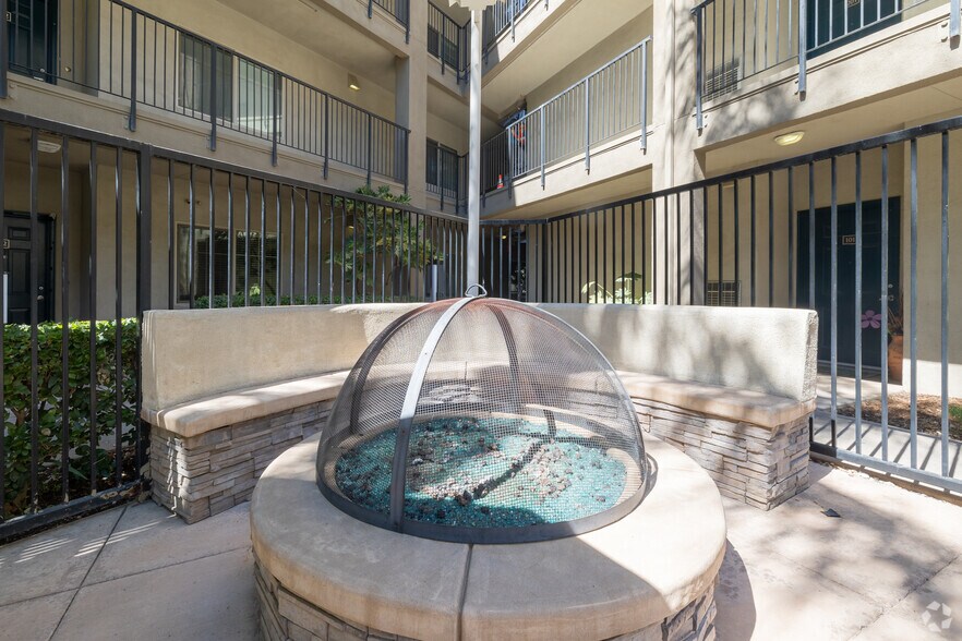 More Photos Of 1666 Da Vinci Ct, Davis Apartments For Sale
