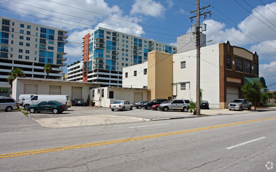 More Photos Of 1121 E Twiggs St, Tampa Office For Sale