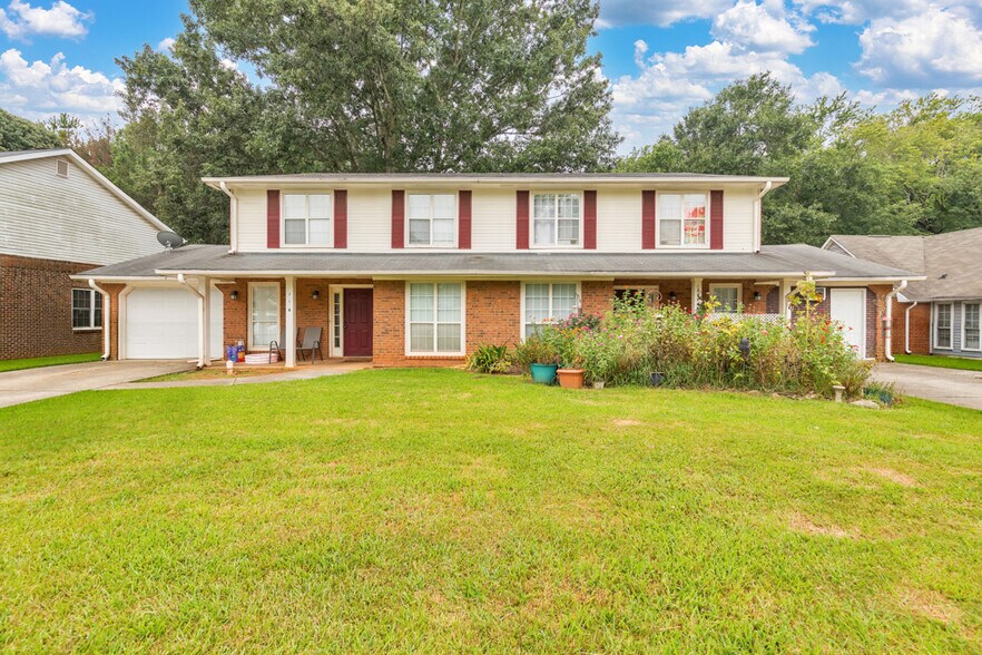 Primary Photo Of 2814 Briar Hill Ln SE, Conyers Multifamily For Sale