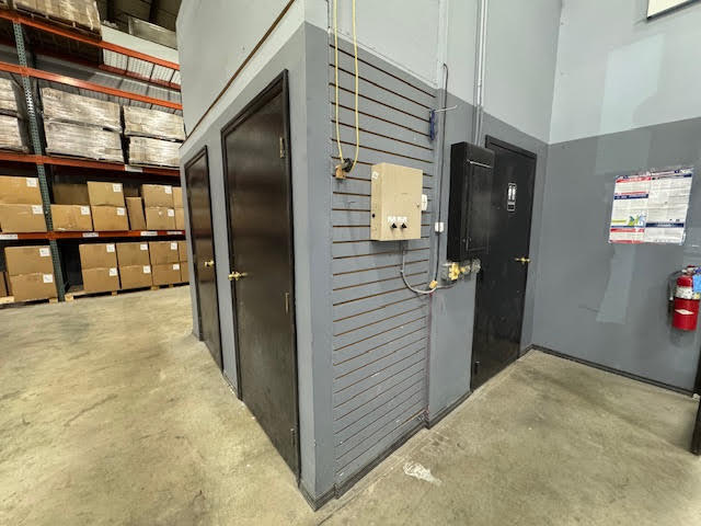 More Photos Of 2 Little Britain Rd, Newburgh Warehouse For Sale