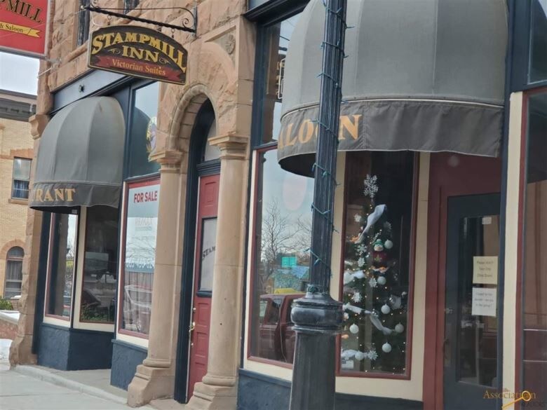 More Photos Of 305 W Main St, Lead Restaurant For Sale