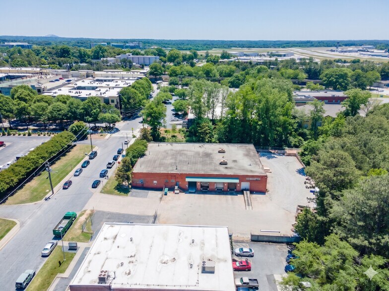 More Photos Of 3424 Miller Dr, Atlanta Warehouse For Sale