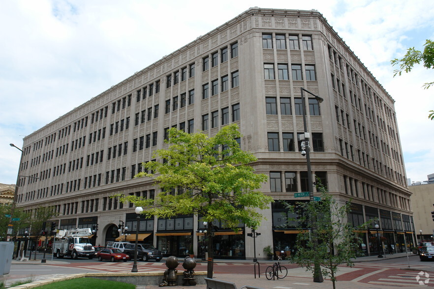 Primary Photo Of 400-426 Saint Peter St, Saint Paul Office For Lease