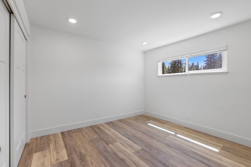 More Photos Of 1160 Bowers Ave, South Lake Tahoe Apartments For Sale