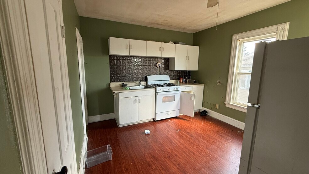 More Photos Of 90 Gaylord St, Binghamton Multifamily For Sale