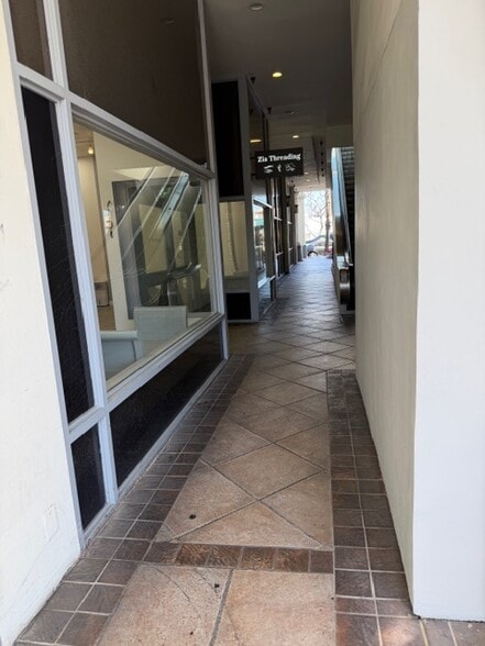More Photos Of 14622 Ventura Blvd, Sherman Oaks Unknown For Lease