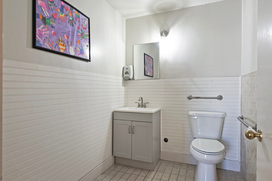 More Photos Of 3767 S Secord St, South Salt Lake Warehouse For Lease