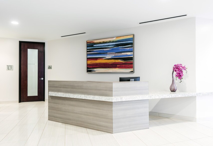 More Photos Of 6500 Greenville Ave, Dallas Office For Lease