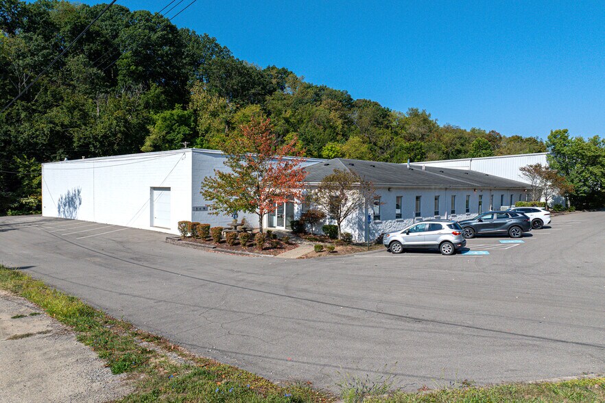 Primary Photo Of 549 Us-30, Imperial Warehouse For Lease