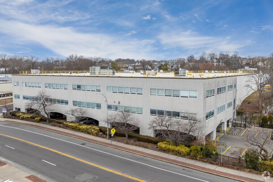 Primary Photo Of 10 Midland Ave, Port Chester Light Manufacturing For Lease