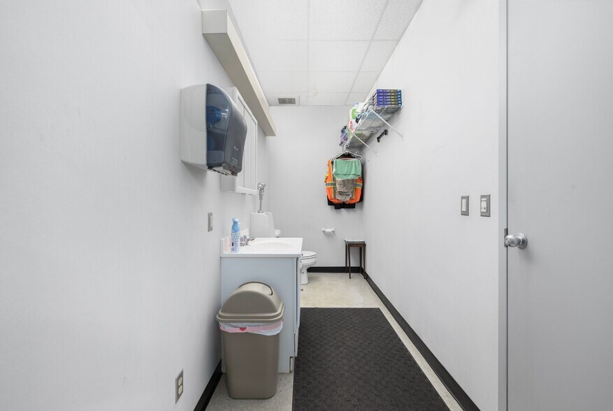 More Photos Of 92 Pleasant St, Pawtucket Warehouse For Sale