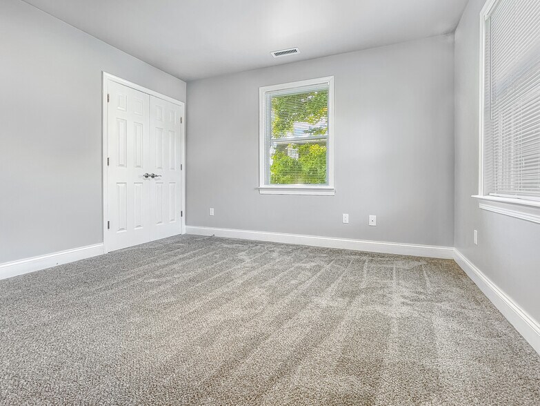 More Photos Of 200 Barker Ave, Sharon Hill Multifamily For Sale