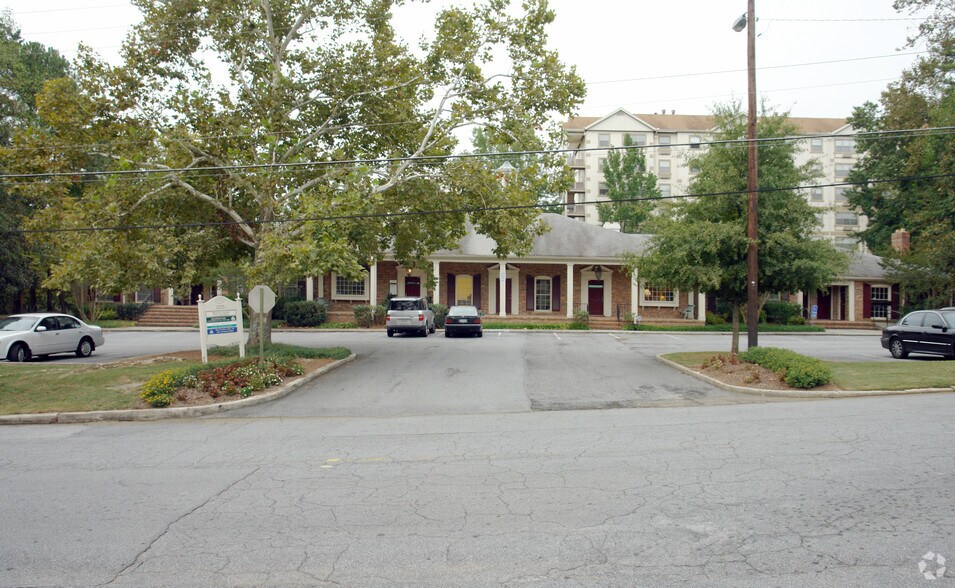 More Photos Of 1275 Mcconnell Dr, Decatur Medical For Lease