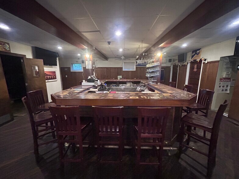 More Photos Of 5885 Main, Olcott Restaurant For Sale