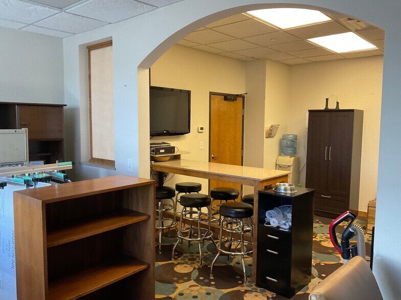 More Photos Of 7390 S Fraser St, Centennial Warehouse For Sale