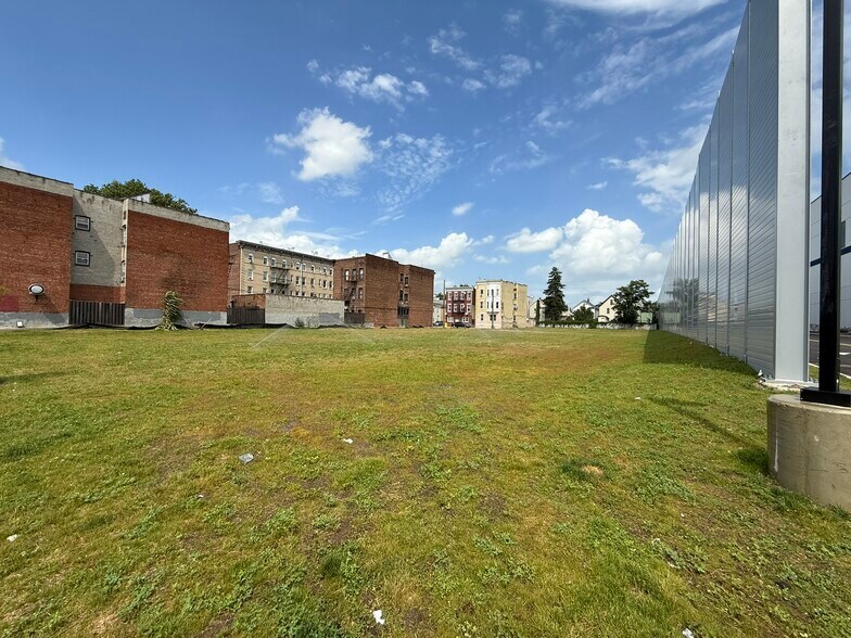 More Photos Of 122 8th St, Passaic Land For Sale