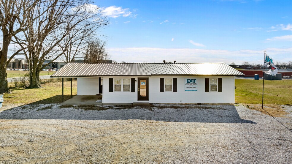 More Photos Of 1997 W Pickens Rd, Pea Ridge Office For Sale