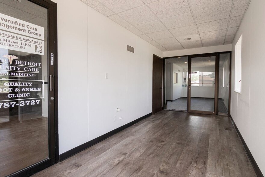 More Photos Of 5265 W Pierson Rd, Flushing Medical For Sale