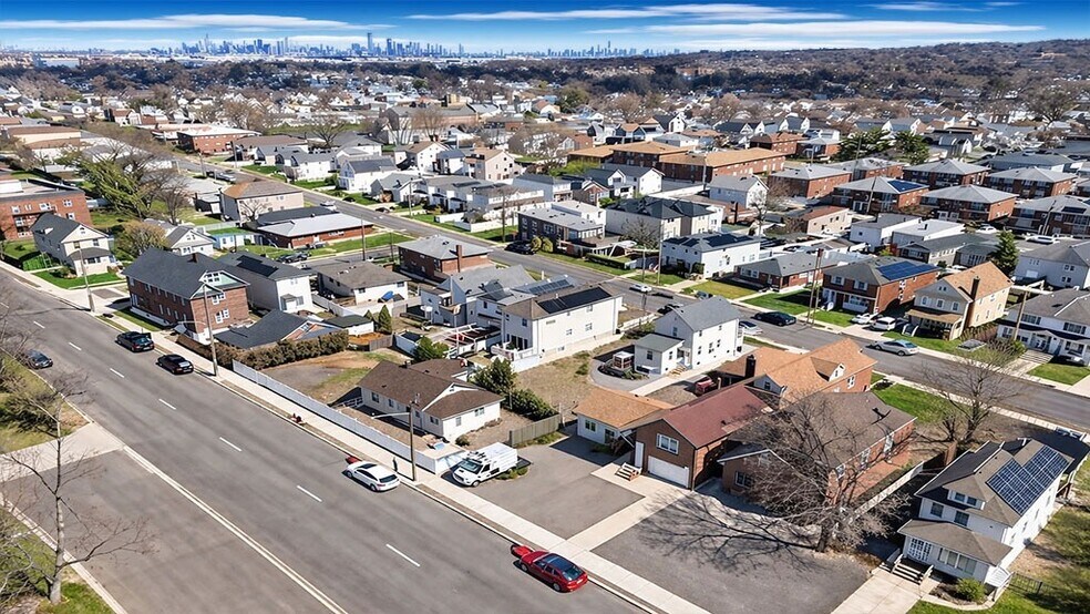 More Photos Of , Staten Island Multifamily For Sale