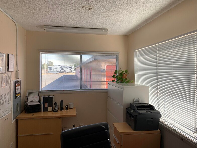 More Photos Of 1639 N Guam St, Ridgecrest Self Storage For Sale