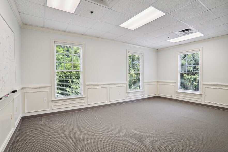 More Photos Of 11380 Southbridge Pky, Alpharetta Office For Lease