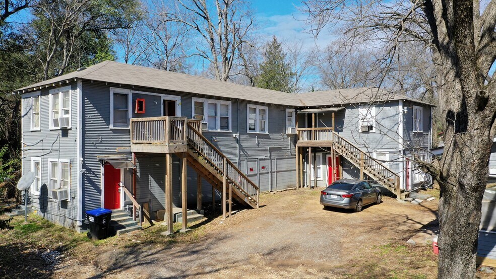 Primary Photo Of 443 S Main St, Longview Apartments For Sale