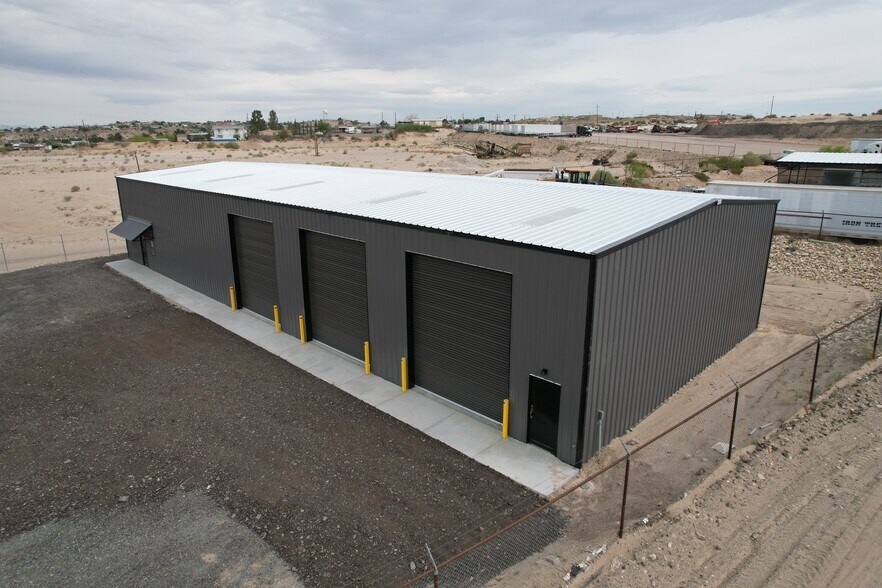 More Photos Of 980 Zabel ln, El Paso Industrial For Sale