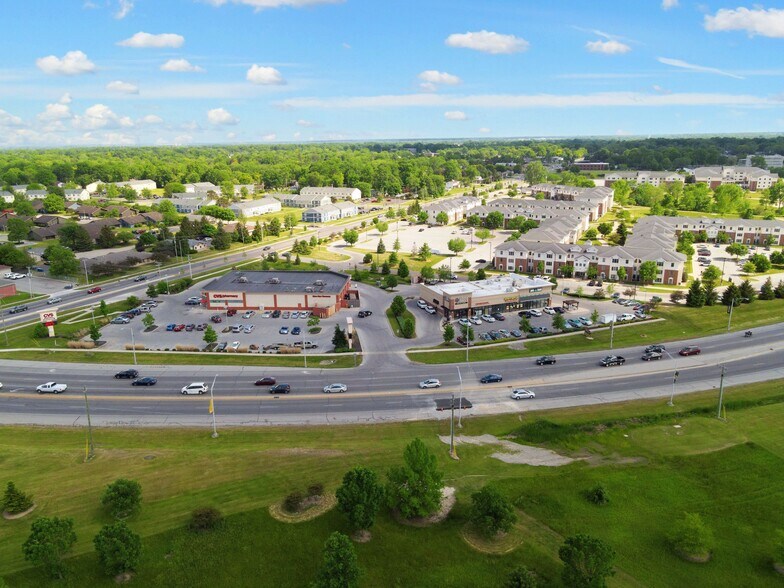 Primary Photo Of , Fort Wayne General Retail For Sale